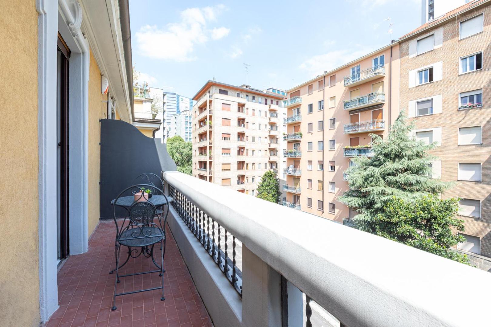 Centrale Suite With Balcony - Top Collection มิลาน ภายนอก รูปภาพ